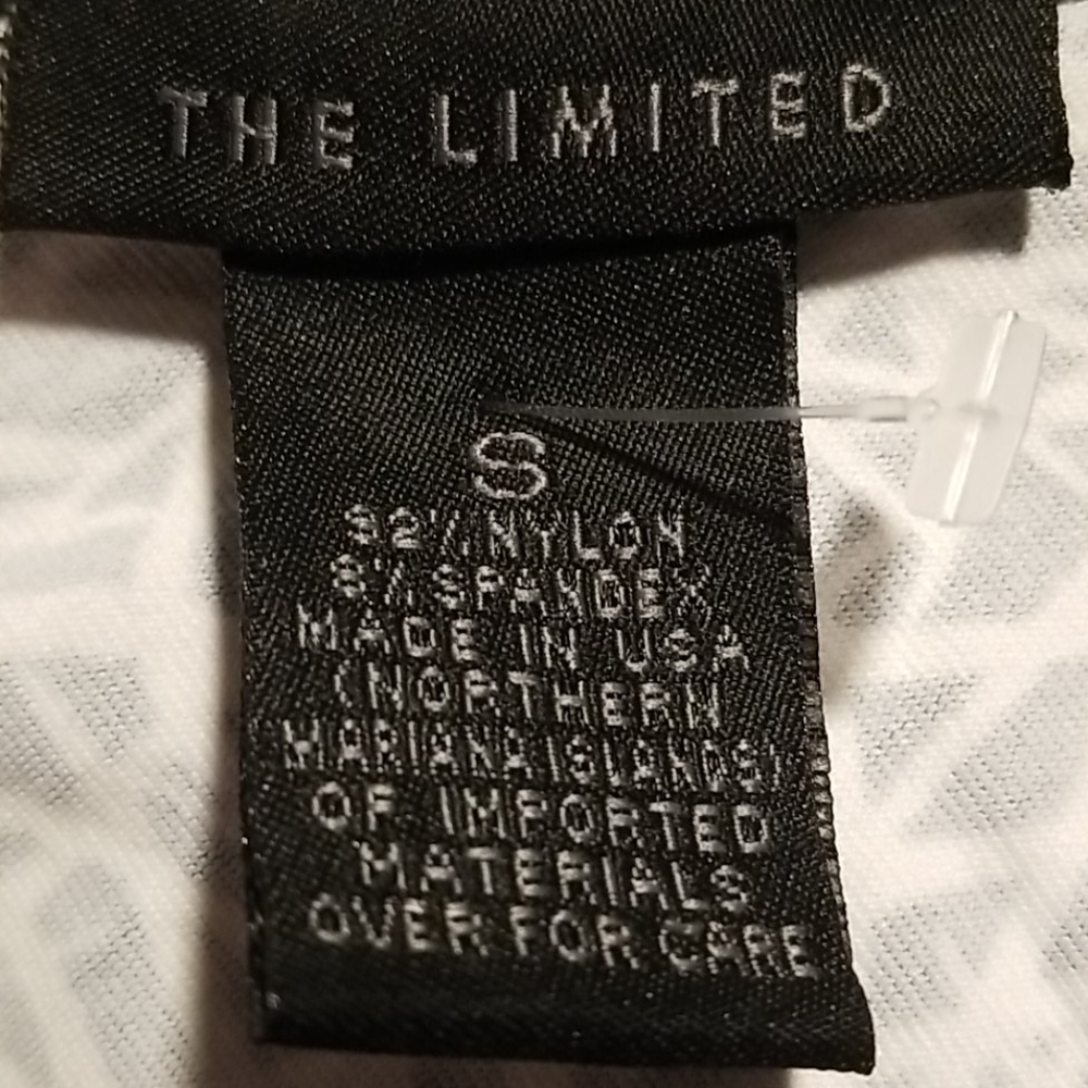 The Limited Sleevless Sparkle Top in Small - Picture 5 of 7